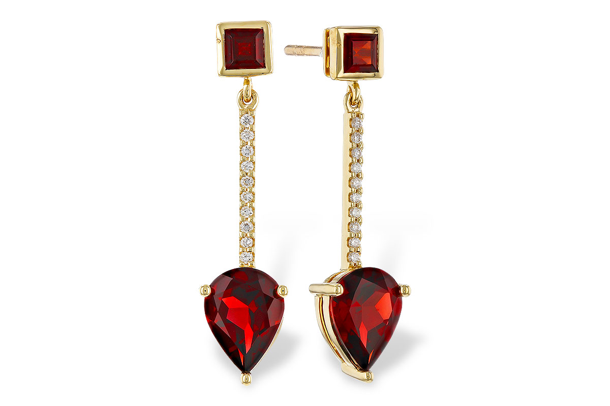 A284-02018: EARRINGS 2.70 TW GARNET 2.77 TGW