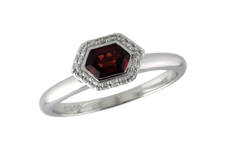 E195-90272: LDS RG .50 GARNET .57 TGW