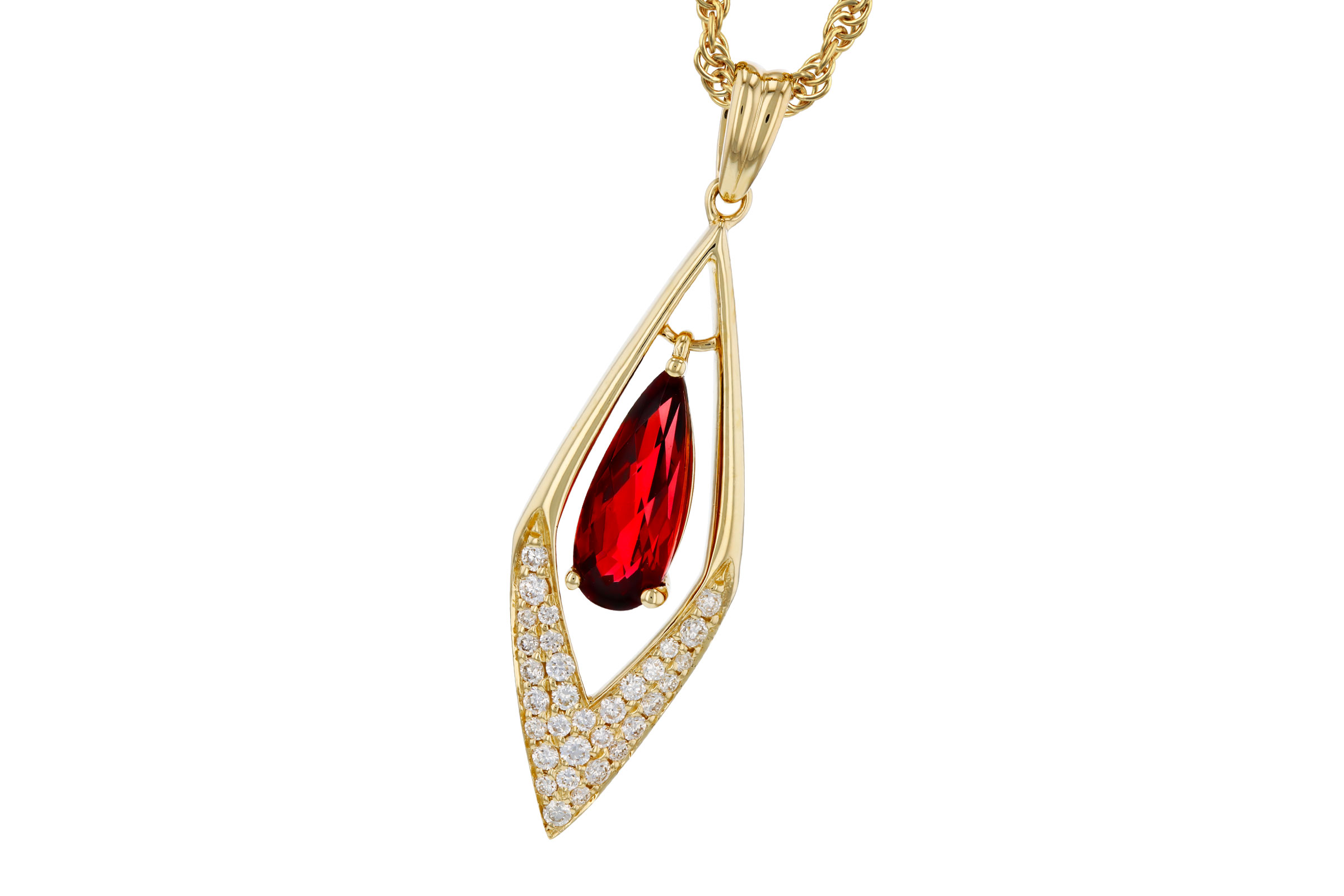 G284-92935: NECK .93 GARNET 1.10 TGW (10x4MM GAR)