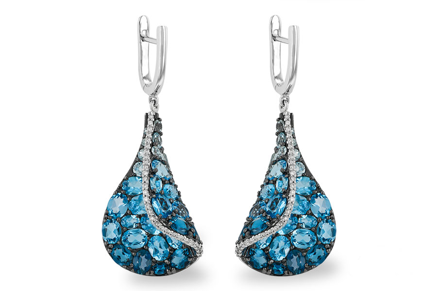 K196-77481: EARR 6.86 BLUE TOPAZ 7.05 TGW