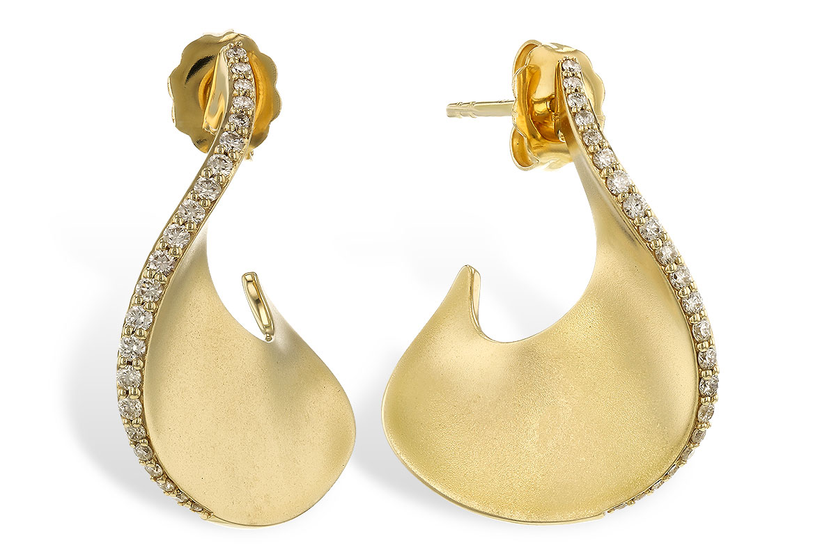 K284-00226: EARRINGS .25 TW